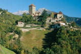 Geschichtsträchtig: Schloss Tirol oberhalb von Meran