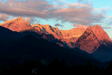 Die beeindruckenden Gipfel von Zugspitze und Alpspitze.
