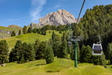 Echte Wanderprofis fahren nur in Ausnahmefällen mit der Seilbahn auf den Berg.