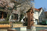 Einladender Platz in der Zwingenberger Altstadt