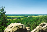 Blick von den Dörenther Klippen auf die Parklandschaft des Münsterlandes