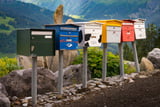 Briefkästen in den Bergen