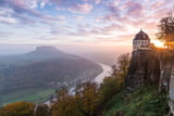 Der Lilienstein im sächsischem Elbtal von der Friedrichsburg auf der Festung Königstein.