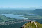 Vom Vilser Kegel gibt es einen der besten Blicke auf das Ostallgäu mit dem Forggensee.