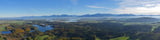 Blick über den Chiemsee und die Chiemgauer Alpen.