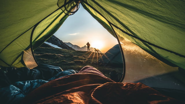 Titelbild Packliste Camping